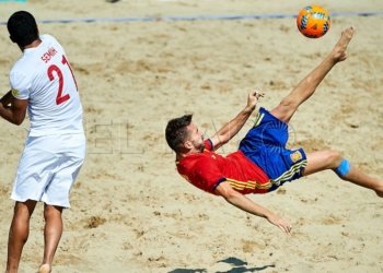 Imagen del partido disputado ayer por los españoles.