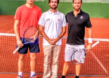 El melillense Víctor Arias, antes del inicio del partido.