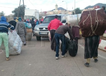 La actuación para adecuar y mejorar los alrededores del paso fronterizo de Barrio Chino, anunciada el pasado lunes por el consejero de Medio Ambiente, Manuel Ángel Quevedo, tuvo ayer sus primeras reacciones