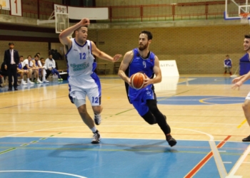 Pablo Almazán, jugador del Melilla BC.