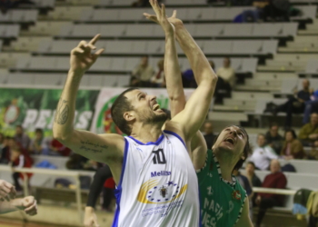 Palacio Deportes.
 Baloncesto. Magia Huesca-Melilla

Foto pablo a segura