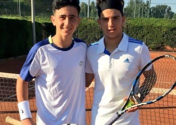 Meir y Carlos Antón, antes del inicio del partido.