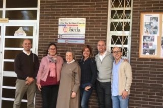 La directora del Buen Consejo, Sor Matilde, con miembros del departamento de Inglés y los directores de CentrosD2