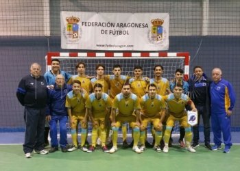 Integrantes de la Selección de Melilla Sub-19, antes del inicio frente a la escuadra de Cantabria