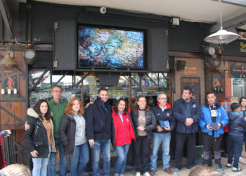 Foto de familia a los premiados dentro de la clase Crucero.