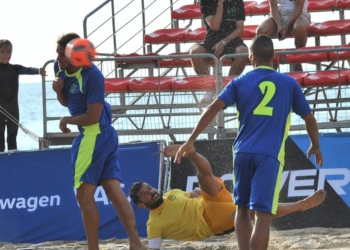 Debut amargo para el combinado melillense en el Nacional de fútbol playa de San Sebastián.