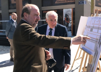 El consejero de Medio Ambiente, Manuel Ángel Quevedo, y el presidente de la Ciudad, Juan José Imbroda.