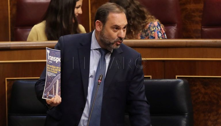 GRAF8862. MADRID, 27/06/2018.- El ministro de Fomento, José Luis Abalos, durante su intervención hoy en el pleno del Congreso. EFE/Ballesteros