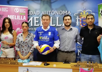 Ayer se presentó por parte del consejero de Deportes, Antonio Miranda, la primera prueba del Madison Beach Volley Tour.