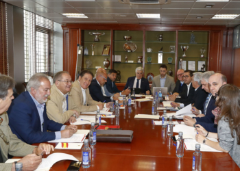 Reunión mantenida por los dirigentes del comité nacional de fútbol sala.