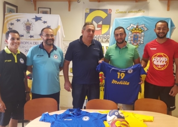 Pablo Torres fue presentado en la tarde de ayer como nuevo primer entrenador del representante melillense en Primera Nacional de Balonmano.