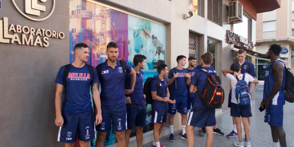 Las pruebas médicas fueron antes de iniciarse el trabajo en la pista de juego del pabellón Javier Imbroda