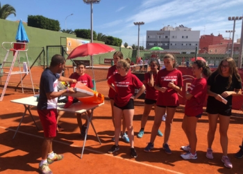 Imágenes de la final y de la entrega de trofeos de la competición celebrada en nuestra ciudad.