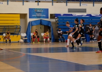 Las jugadoras melillenses se  dejaron la piel en cada una de las jugadas de este encuentro oficial.