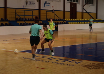 La granadina, en uno de sus entrenamientos en el Lázaro Fernández.