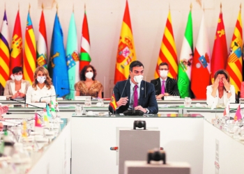 SALAMANCA, 30/07/2021.- El presidente del Gobierno, Pedro Sánchez durante la XXIV Conferencia de Presidentes, el máximo órgano político de coordinación multilateral, que se celebra este viernes en el Convento de San Esteban, en Salamanca. EFE /JUANJO MARTIN/POOL