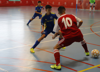 El combinado melillense no pudo comenzar el Campeonato de España con buen pie, cayendo goleado frente a la selección de Castilla y León.