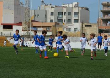 Los hay deportivos, artísticos y lúdicos. Campamentos para todos los gustos.