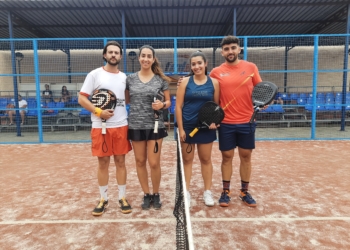 En Primera Categoría, María Mizzi y Javier Aznar consiguieron vencer 6/2-7/5 a María López y Armando Moya.