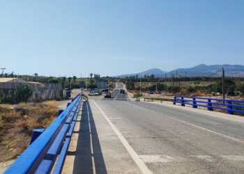 Nader asegura tener miedo cada vez que sale del CETI y ve al fondo Marruecos, que está a unos pocos metros.