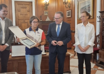 Rachid Bussian, Azul Sánchez, Eduardo de Castro y Gloria Rojas, durante el acto que se llevó ayer a cabo.