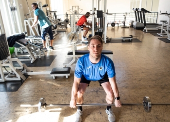 El jugador germano-argentino ya se encuentra a las órdenes de Pablo Torres para preparar el próximo enfrentamiento liguero de la escuadra melillense.