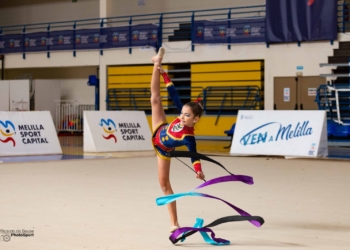 En infantil base, Chantal Albarracín se llevó el oro con la cinta.