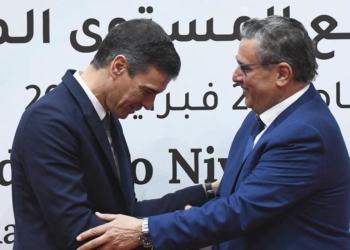 Rabat (Morocco), 02/02/2023.- Spanish Prime Minister Pedro Sanchez (L) and Morocco's Prime Minister Aziz Akhannouch (R) shake hands during the signing of agreements after the 12th session of the Moroccan-Spanish high-level meeting at the Ministry of Foreign Affairs in Rabat, Morocco, 02 February 2023. Sanchez and several Spanish ministers are on an official visit to Morocco to strengthen ties between the two countries. (Marruecos, España) EFE/EPA/JALAL MORCHIDI