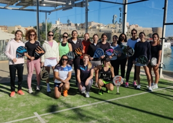 Imagen de las participantes en el Clínic Femenino que se celebraba con motivo de esta ‘Fiesta del Pádel 2023’.