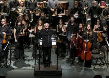 La Orquesta, Banda y Coro 'Ciudad de Melilla' durante su famoso concierto en la XVI Semana de Cine.